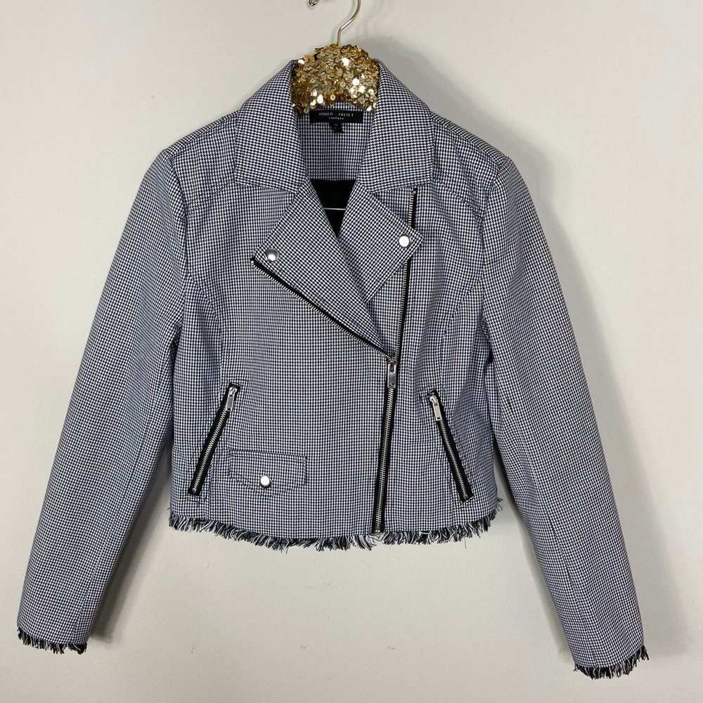 Romeo + Juliet Couture Houndstooth Moto Jacket - Picture 3 of 8
